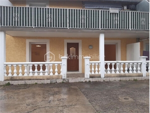 t3 à la vente -   38110  LA TOUR DU PIN, surface 74 m2 vente t3 - UBI469679420